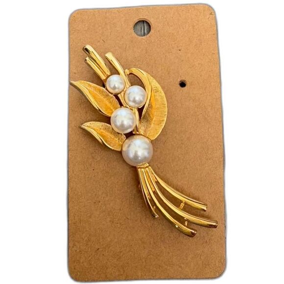 Vintage‎ Napier Gold Tone Pearl Bouquet Brooch Feminine - Picture 1 of 4
